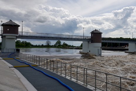 The upgrading of the lock and control room at Januszkowice barrage